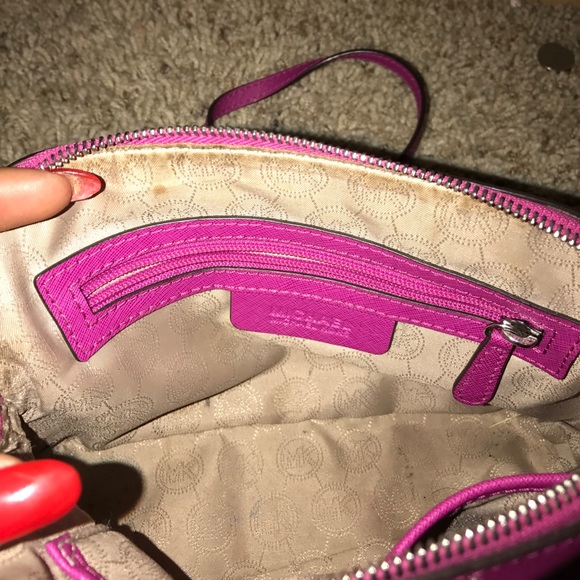 Micheal Kors bag - Picture 3 of 5