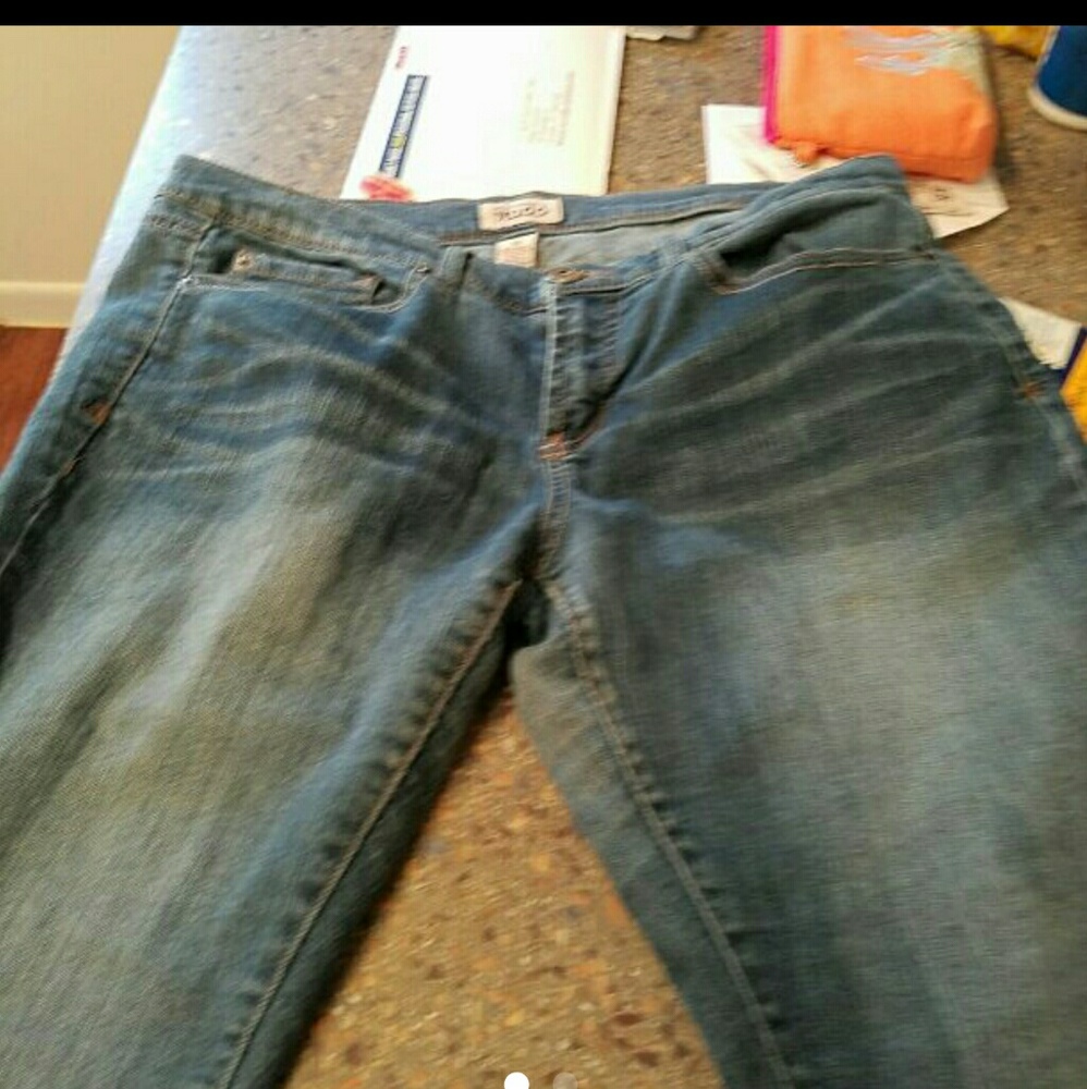 Mudd Jr size 11 skinny jeans