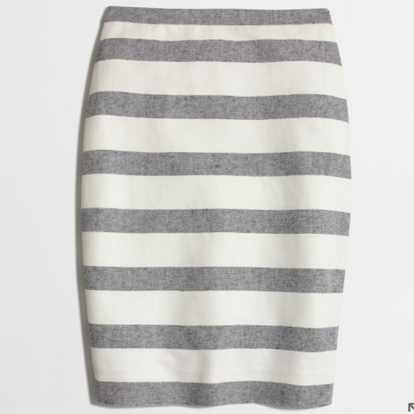 J. Crew Factory Dresses & Skirts - ⭐️BNWT⭐️ JCrew Factory Pencil Skirt - Sz 4