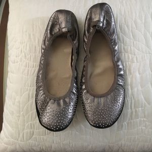 Bernardo flats sz 9.5