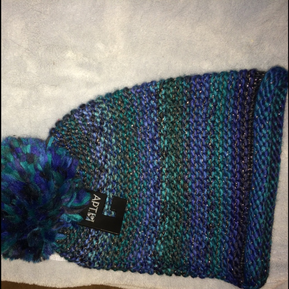 Blue slouchy beanie