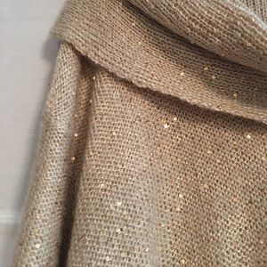 Beautiful gold sequin sweater