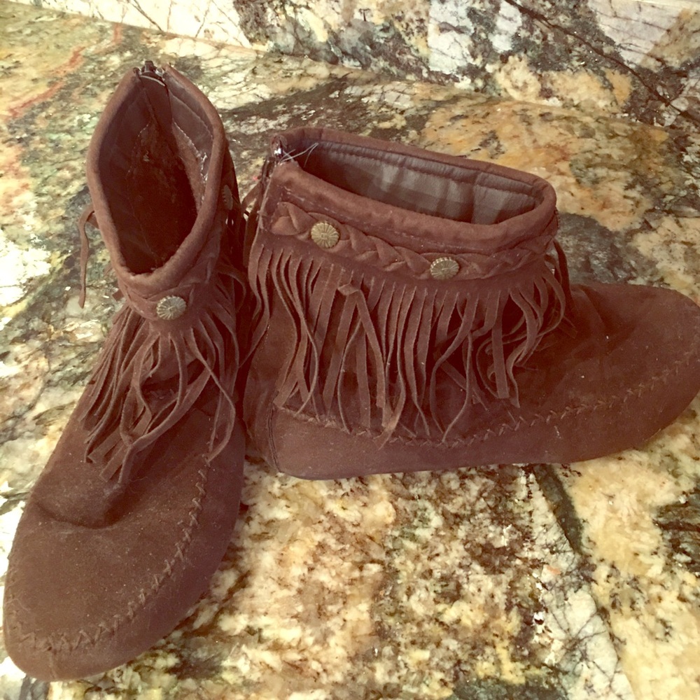 Ankle booties with fringe