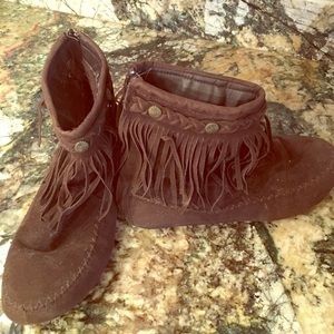 Ankle booties with fringe