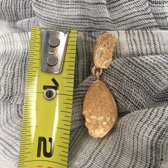 NEW Boutique Double Tier Faux Druzy Earrings Gold - Picture 4 of 4