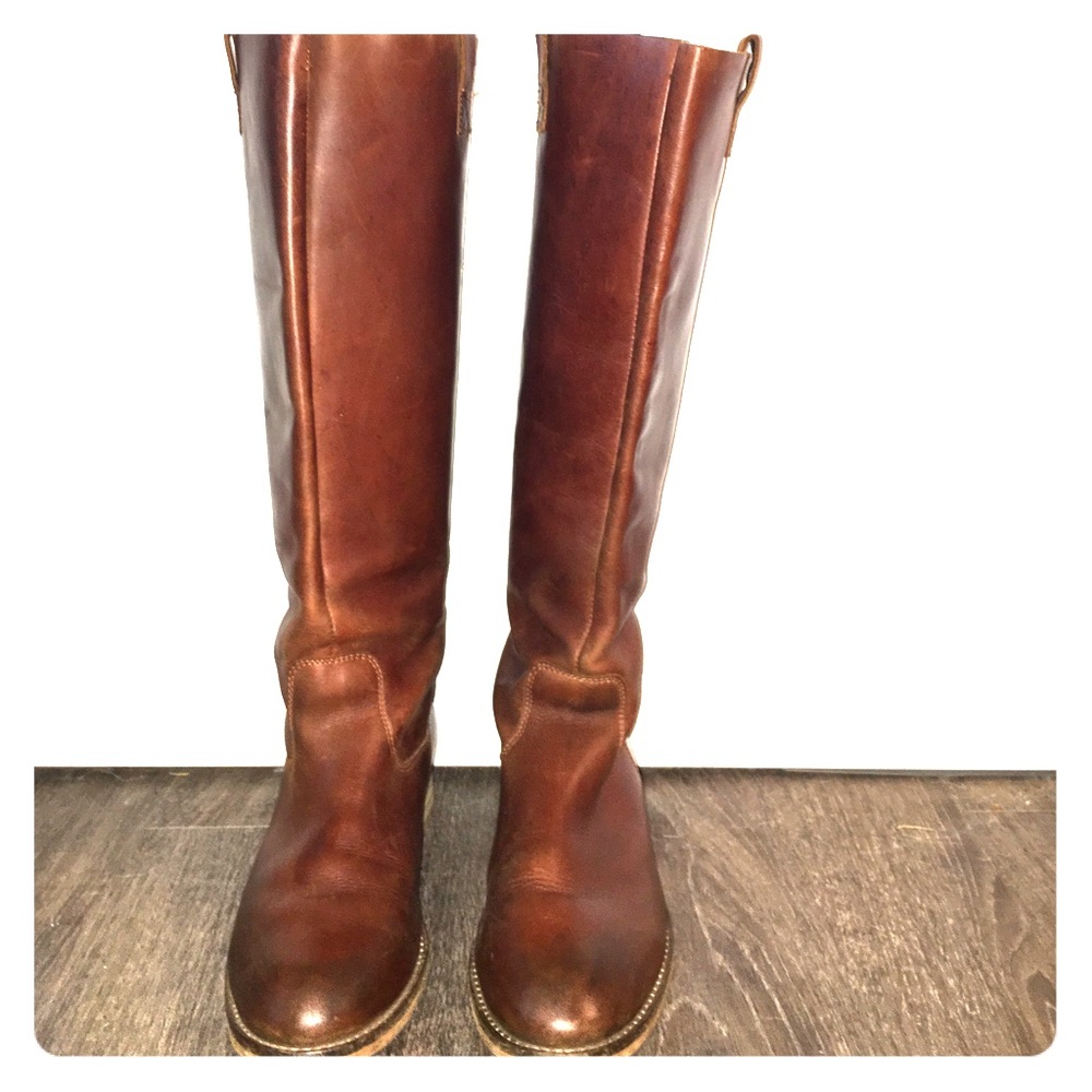 🚫SOLD🚫Light brown/tan full grain 100% leather pull on boots