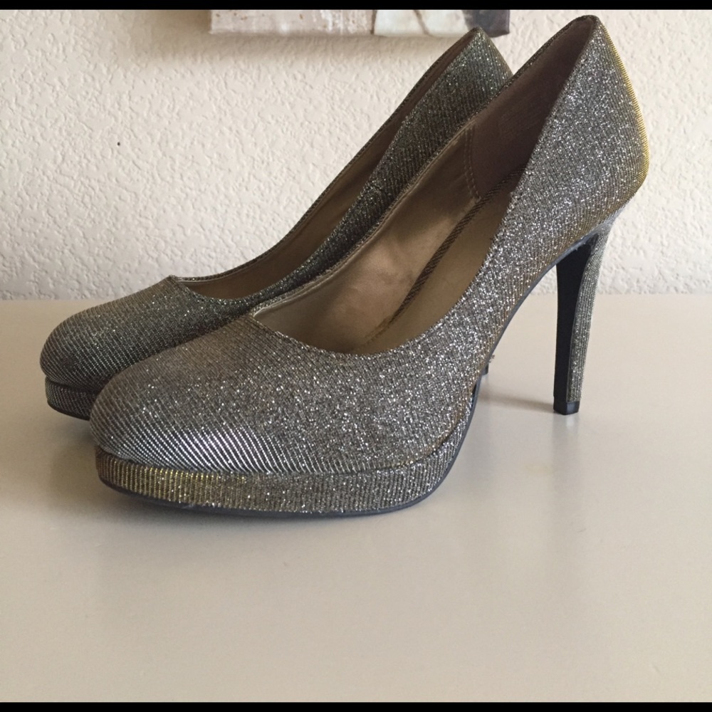 Color Changing Heels