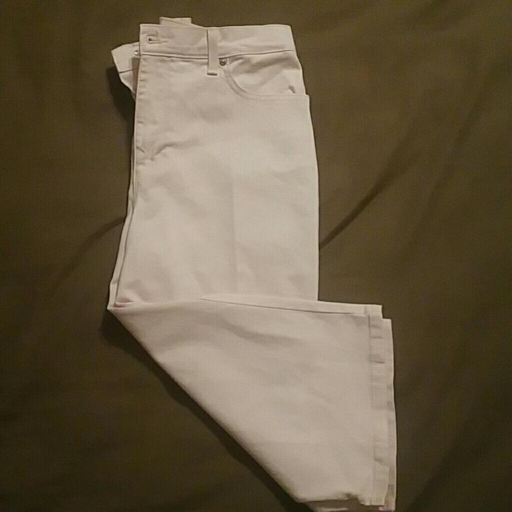 Gloria Vanderbilt Capris