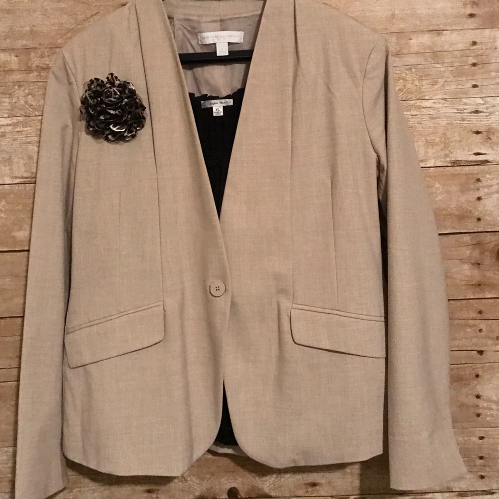 NWOT One Button Blazer