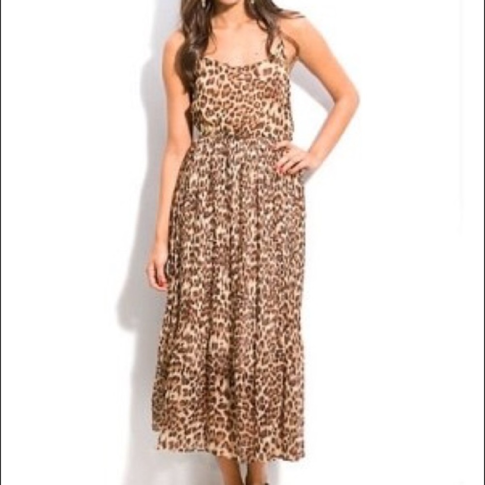 Dee&Ray Leopard Midi Dress