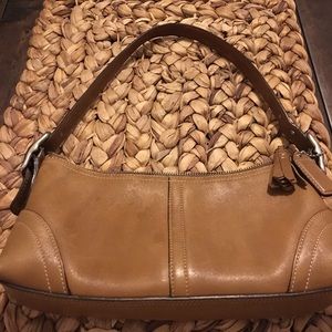 Emaculate little coach bag❤