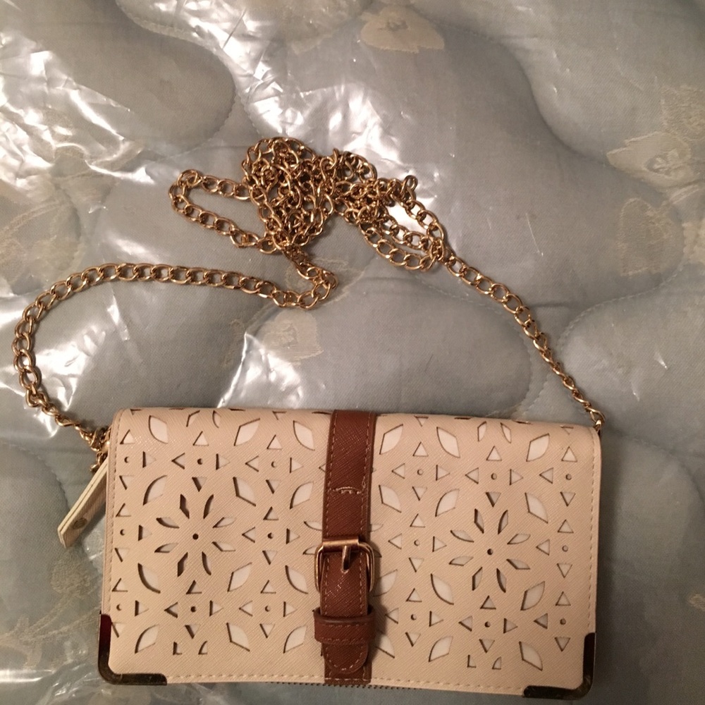 Francesca's crossbody bag