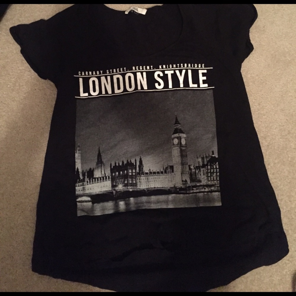 Black t shirt