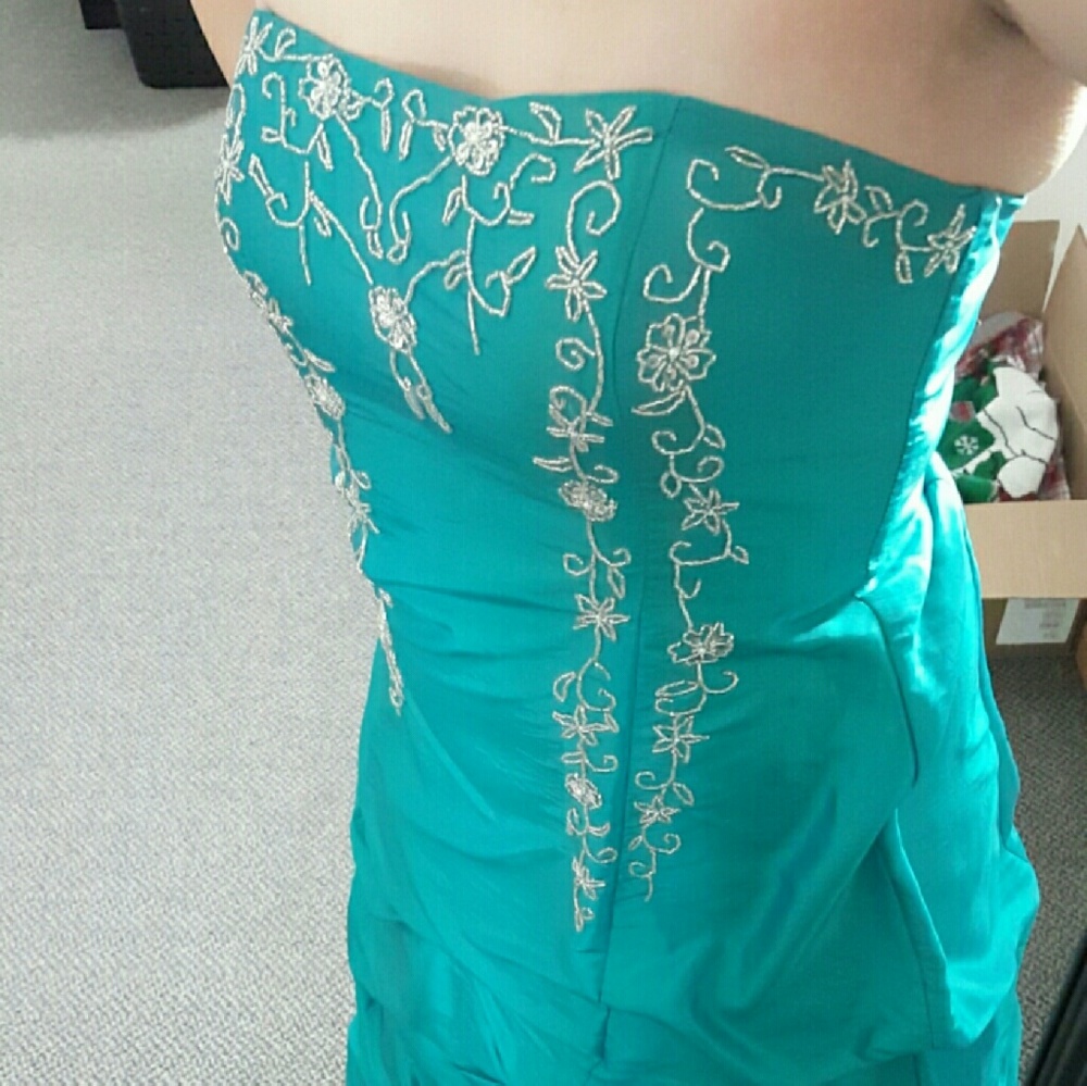 Teal Prom Dress with Sliver Flowers