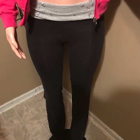 Pink - Picture 3 of 3