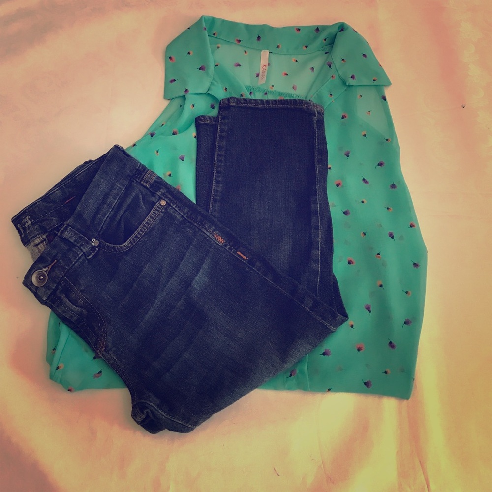 2 x $12 Flash Sale!  Capri jeans