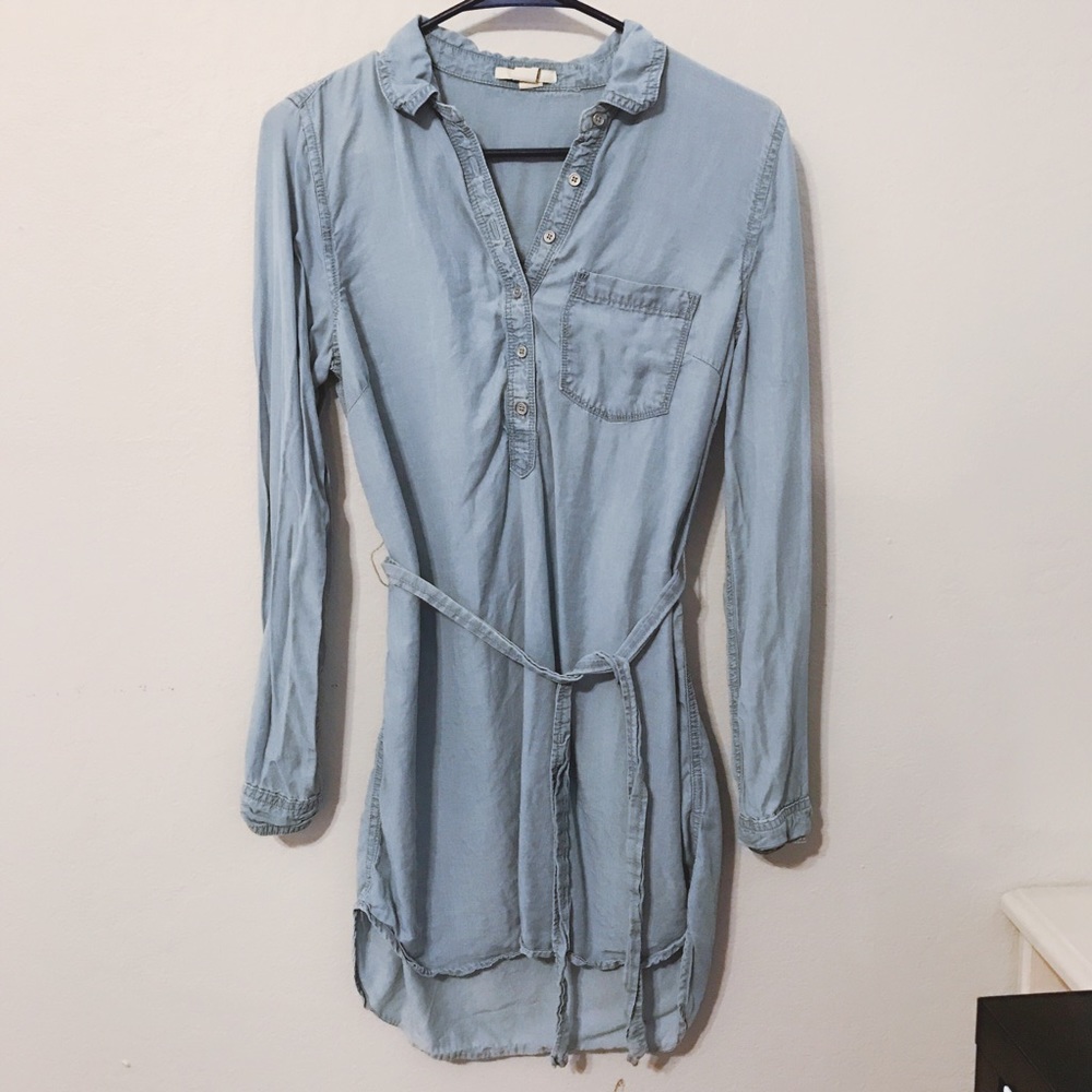 Light blue jean dress.