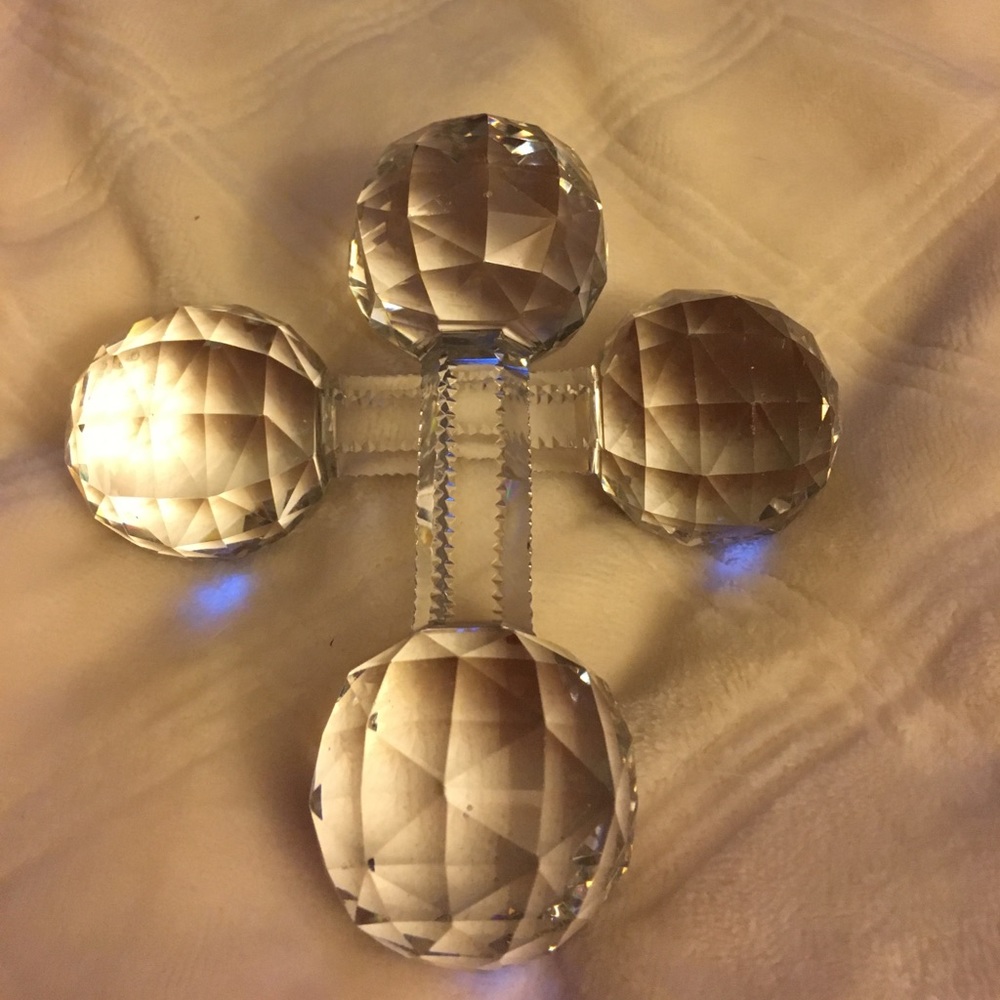 2 Cut crystal dumbbells sold separately or set