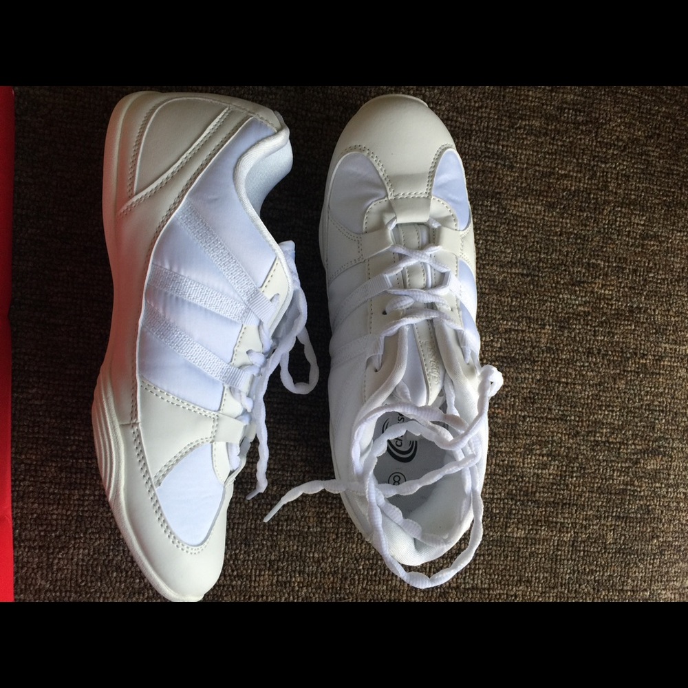 New White chasse cheer shoes