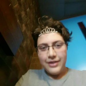 Meet your Posher, Frank