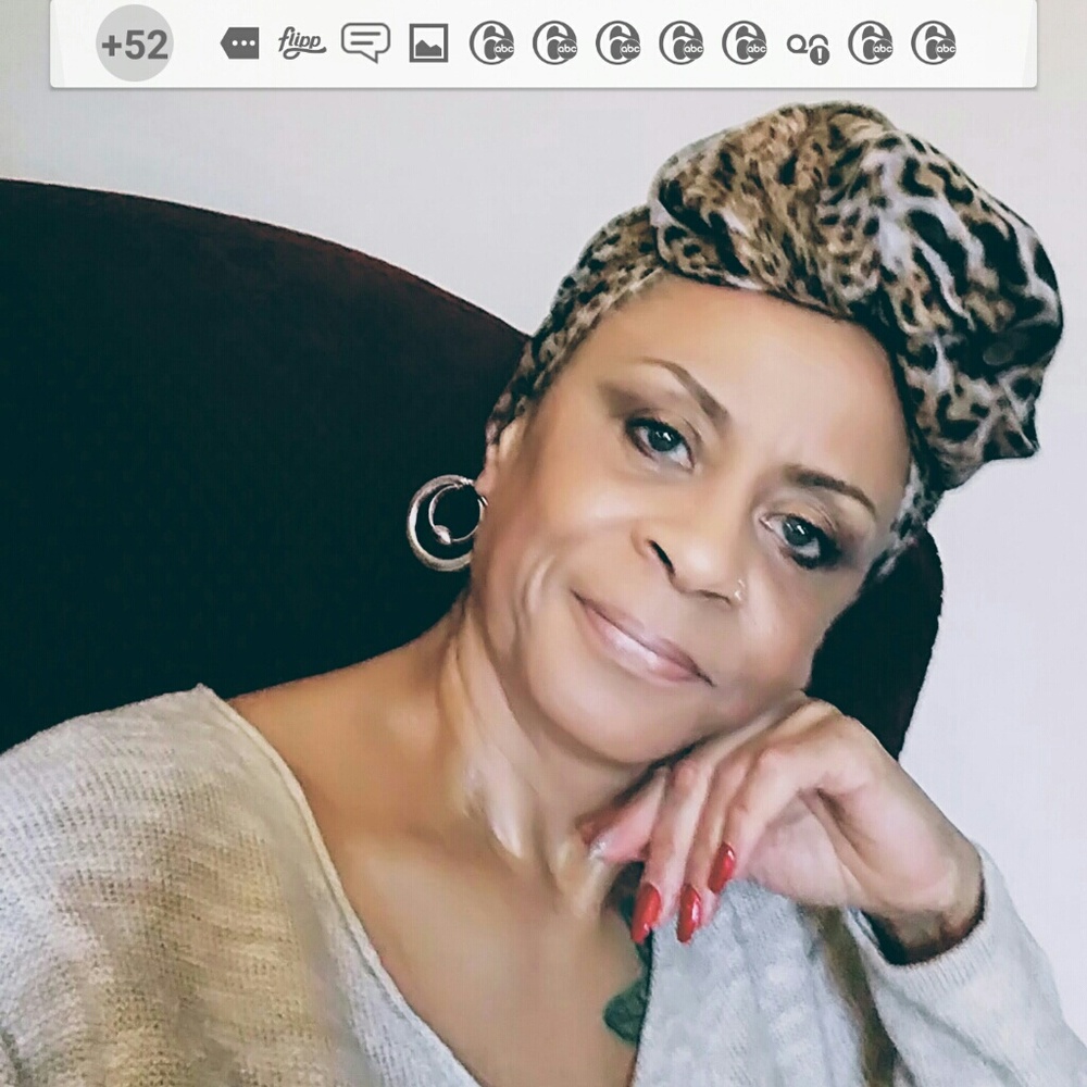 Meet your Posher, Lydia