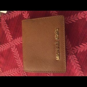 Michael kors wallet