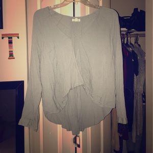 Cross cross front shirt