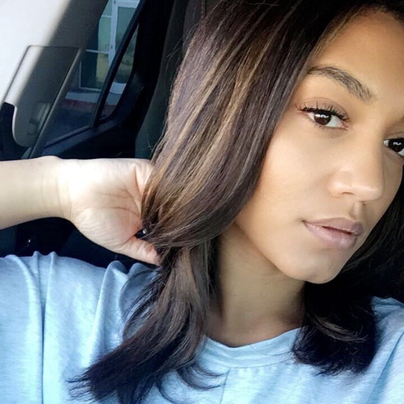 Meet your Posher, Teylor - Picture 2 of 3