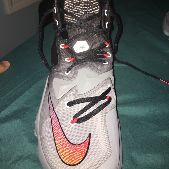 Lebron soldier 8 wolfs main image 5
