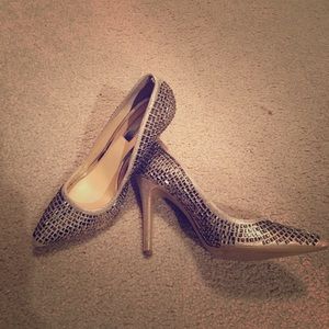 Jessica Simpson heels