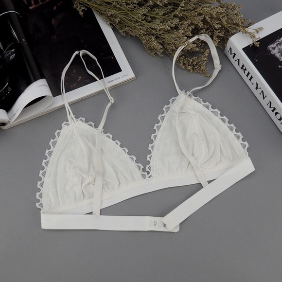 🔥FINAL SALE!🔥🆕 The Layla Lacy Bralette - WHITE - Picture 3 of 5