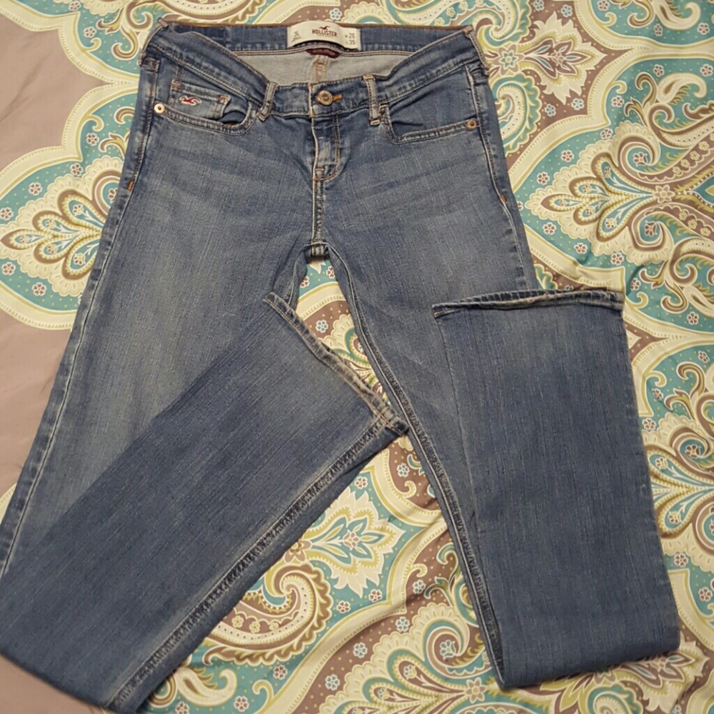 Hollister jeans
