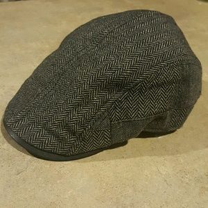 Men's Herringbone Faux Leather Trim Driver's Cap
