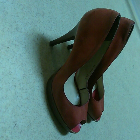Real leather Brazilian heels - Picture 3 of 3
