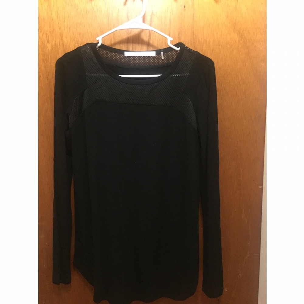 Susana Monaco black shirt🌺