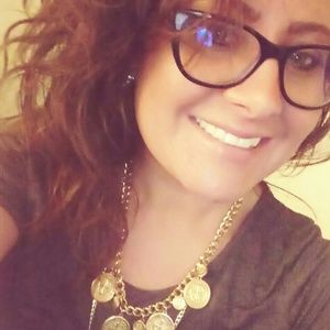 Meet your Posher, Casi