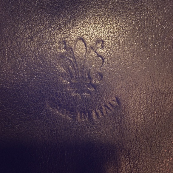 Black Italian genuine leather handbag/backpack - Picture 8 of 8