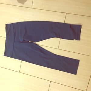 Lululemon wunder under crop