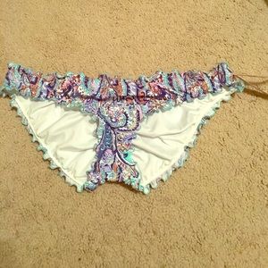 Victoria's Secret Scrunch Bottoms!