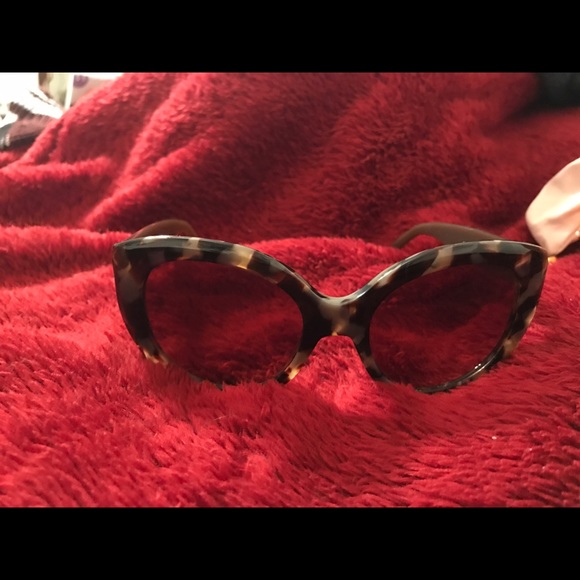 Tory burch sunglasses