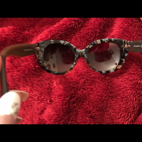 Tory burch sunglasses main image 4