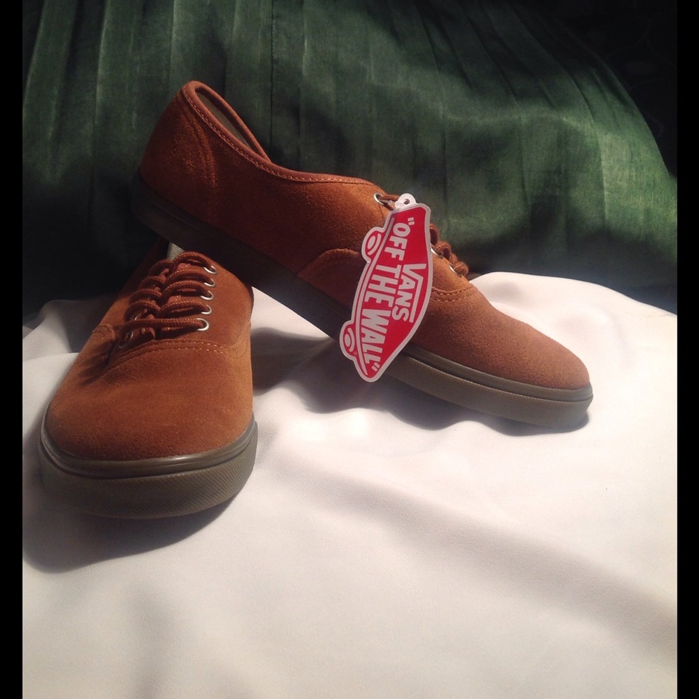 NWT Tan Suede Vans