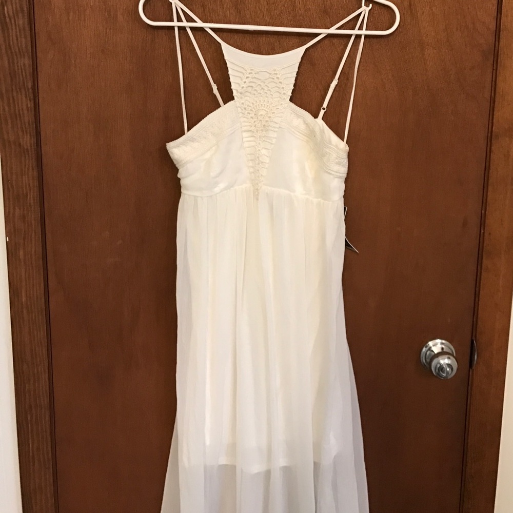 Stunning long white express dress