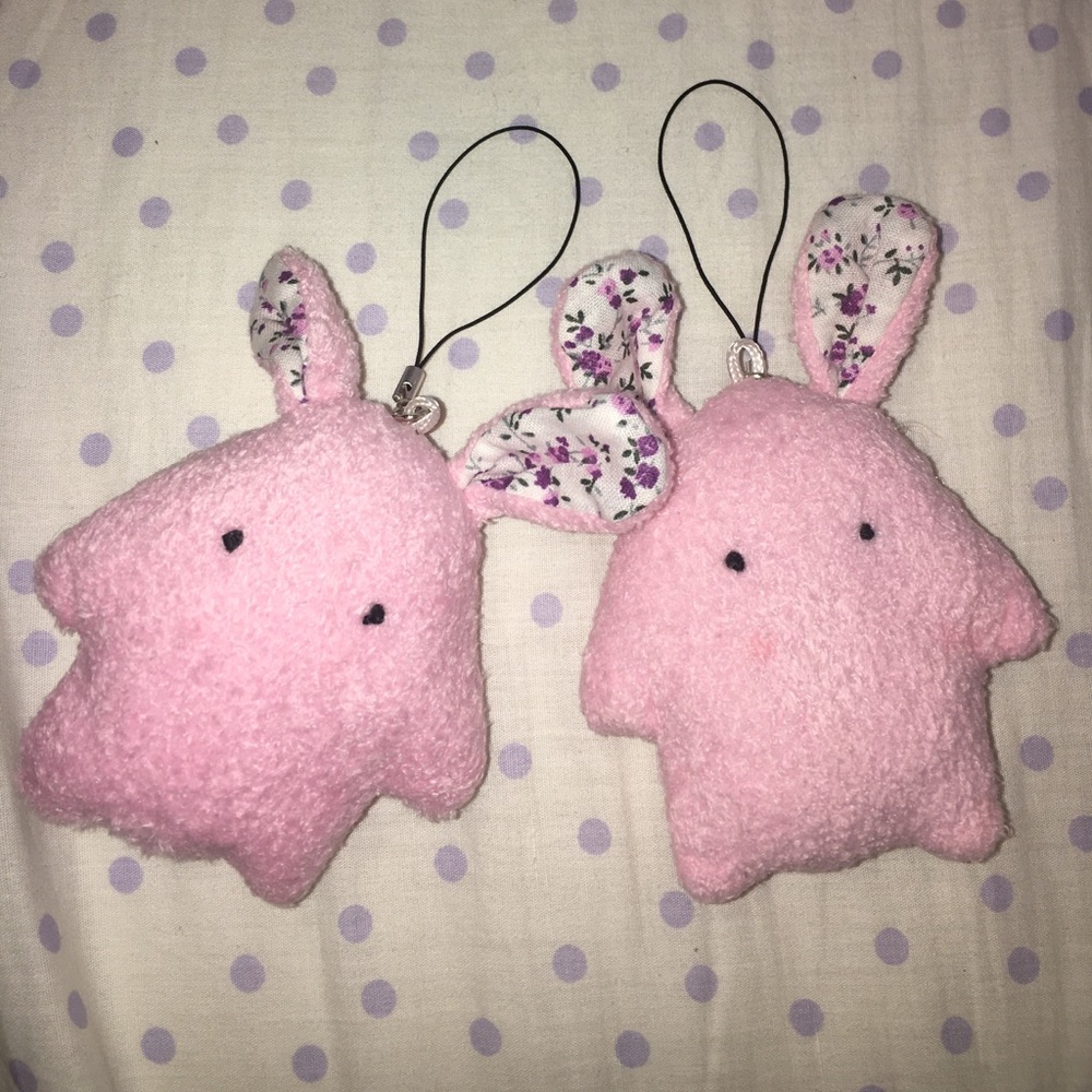 🌸🐰 BLUSHIN BUNNY KEYCHAIN 🐰🌸