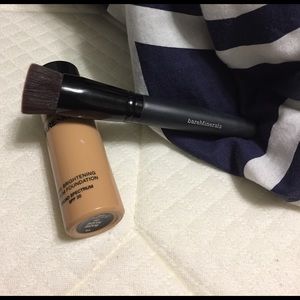 bareminerals makeup brush