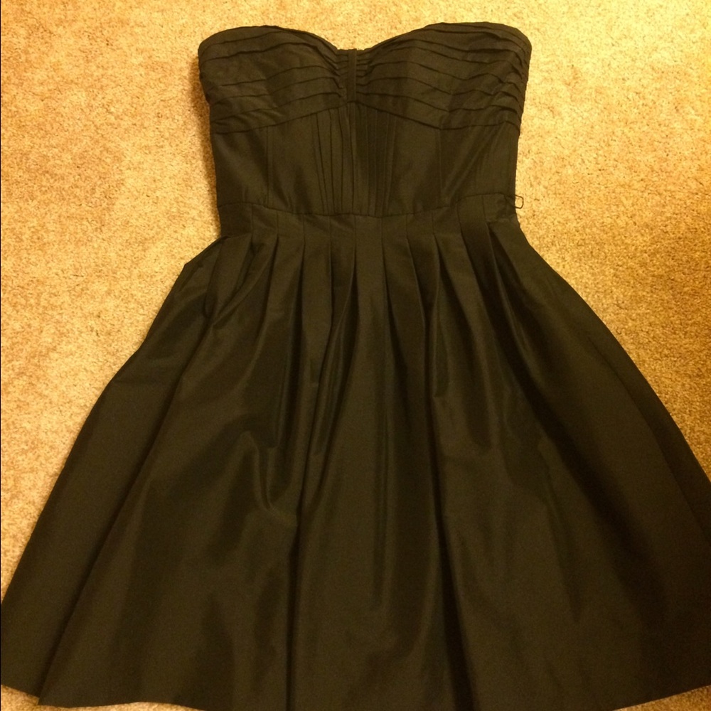 WHBM Strapless Taffeta Dress