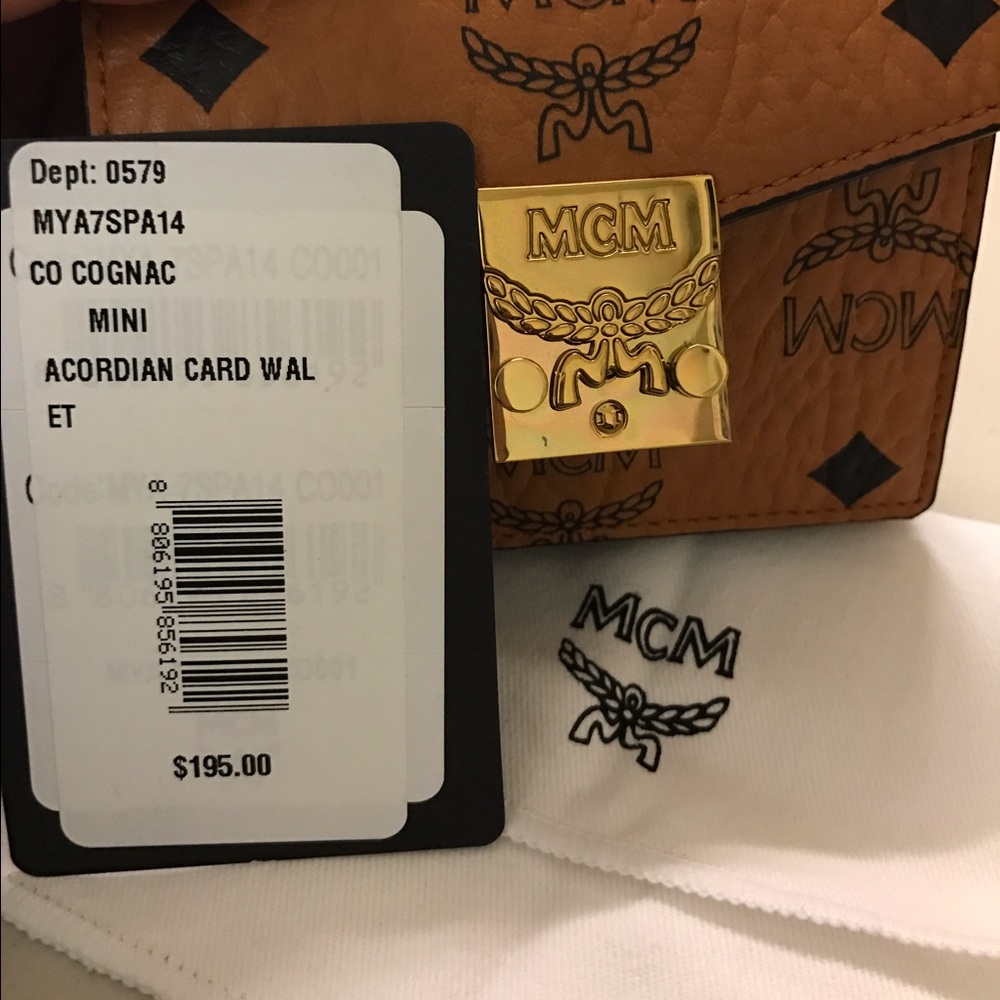 MCM  mini wallet
