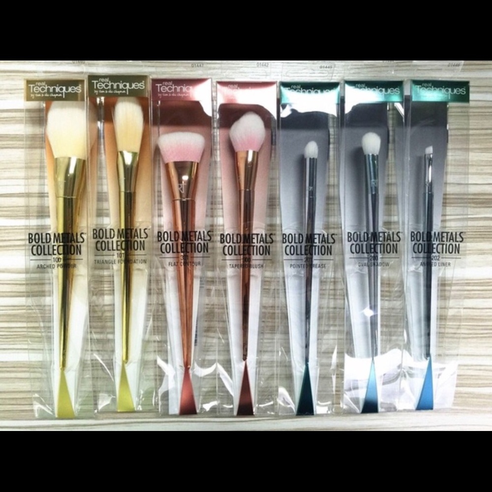 Real techniques bold collection