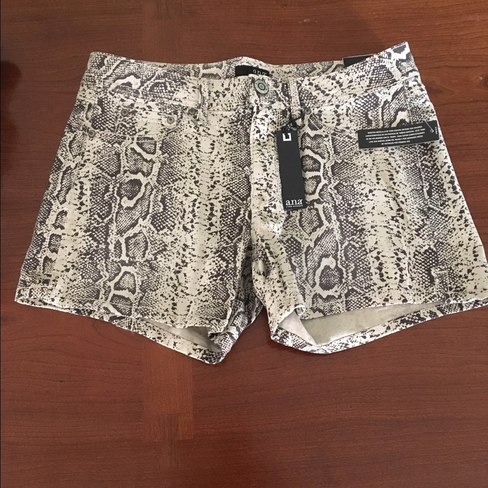 ANA shorts
