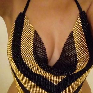 Sexy top made of light weight metal